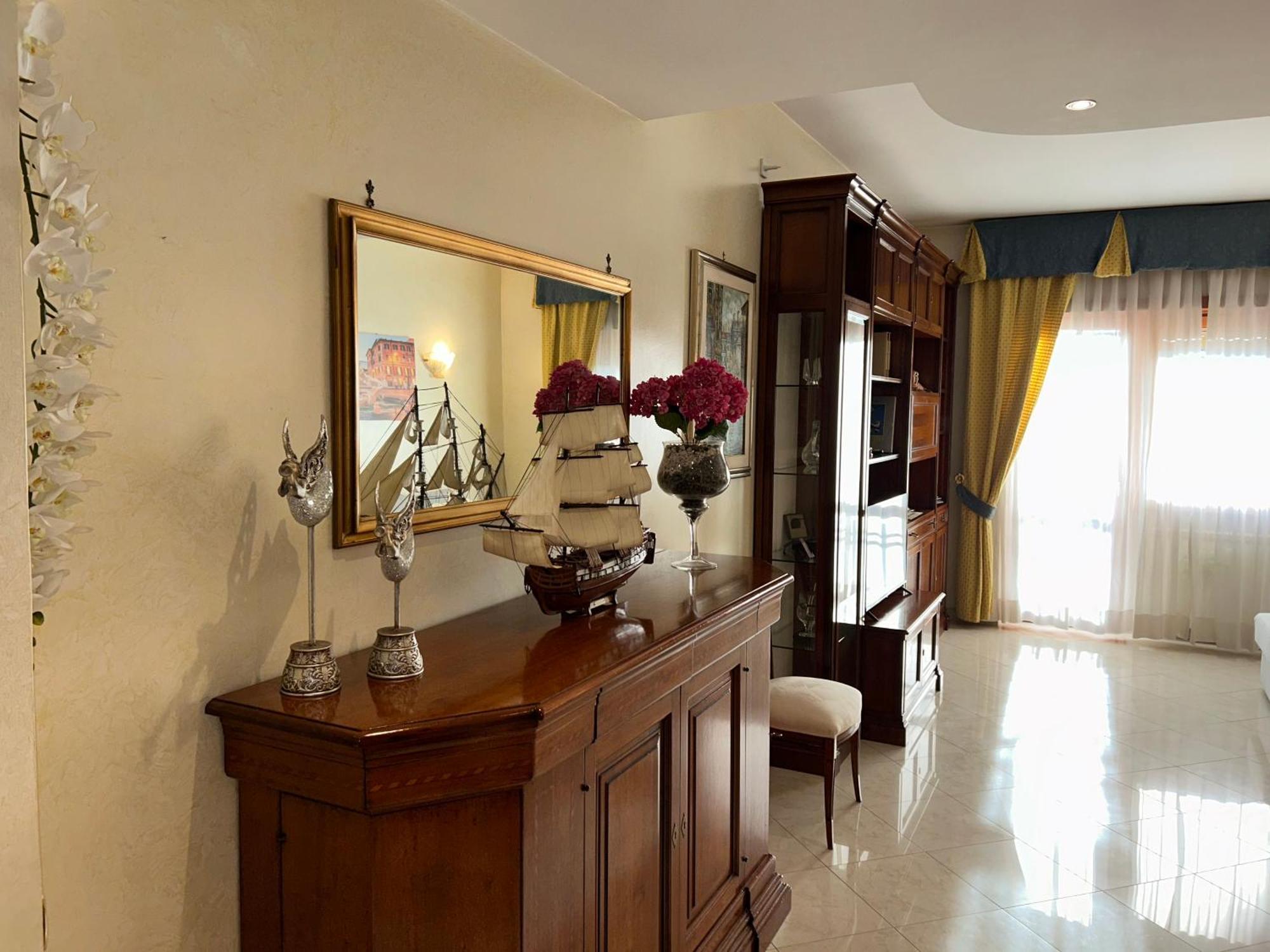 Apartment Casa Elegante Vicino Al Centro Di